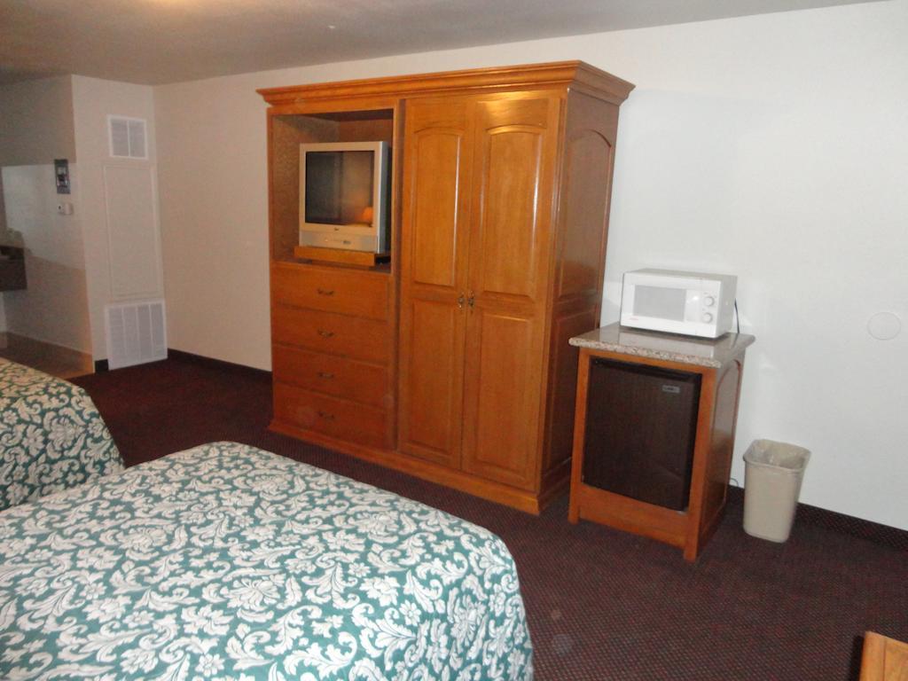 Garden Inn And Suites Silsbee Rom bilde